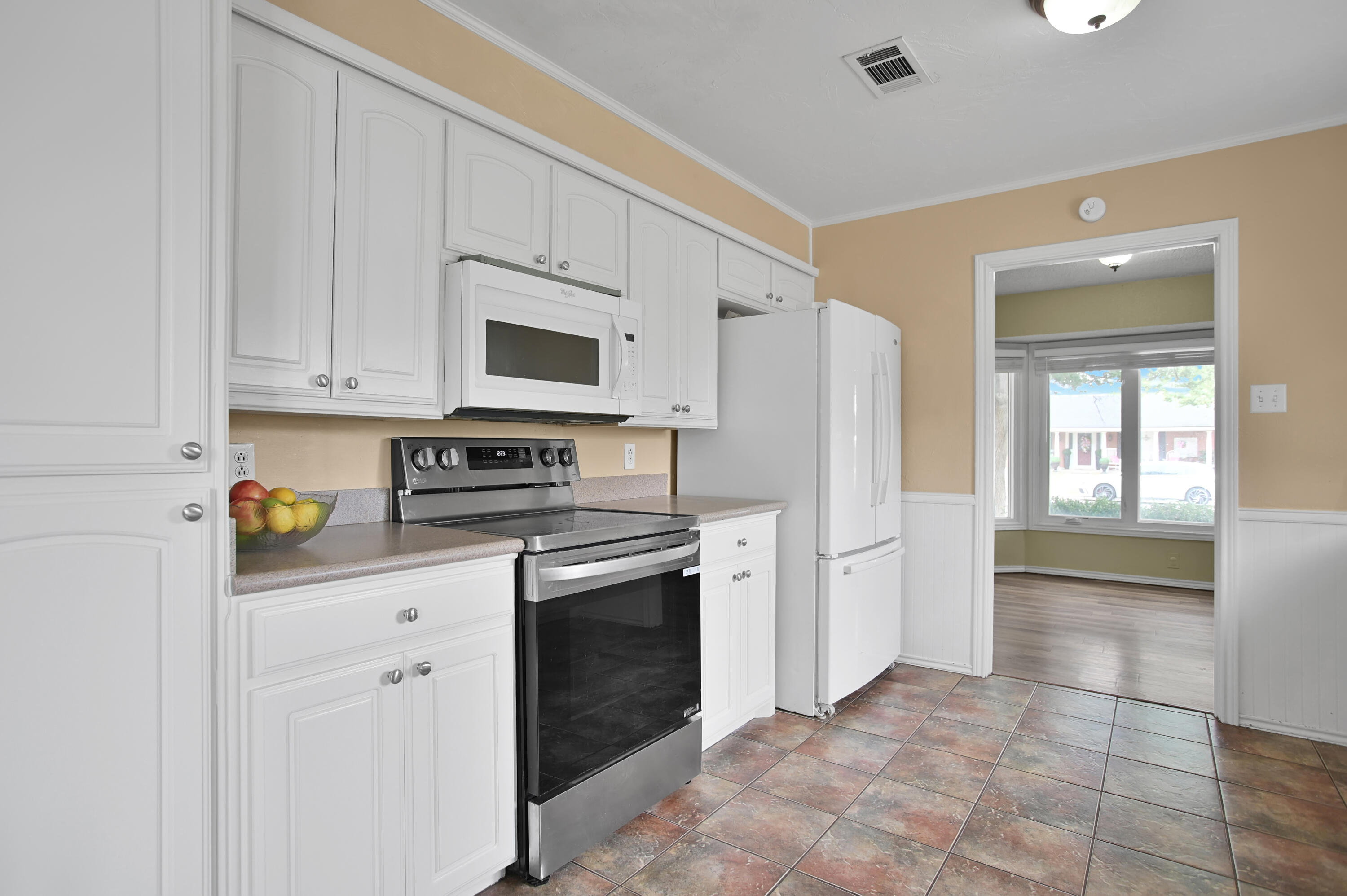 5501 74th Street Lubbock, TX 79424 - Photo 13 of 39 DSC_4285