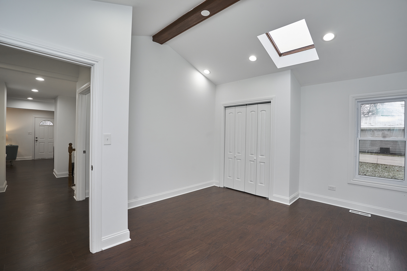 997 Spring Road Elmhurst, IL 60126 - Photo 13 of 18