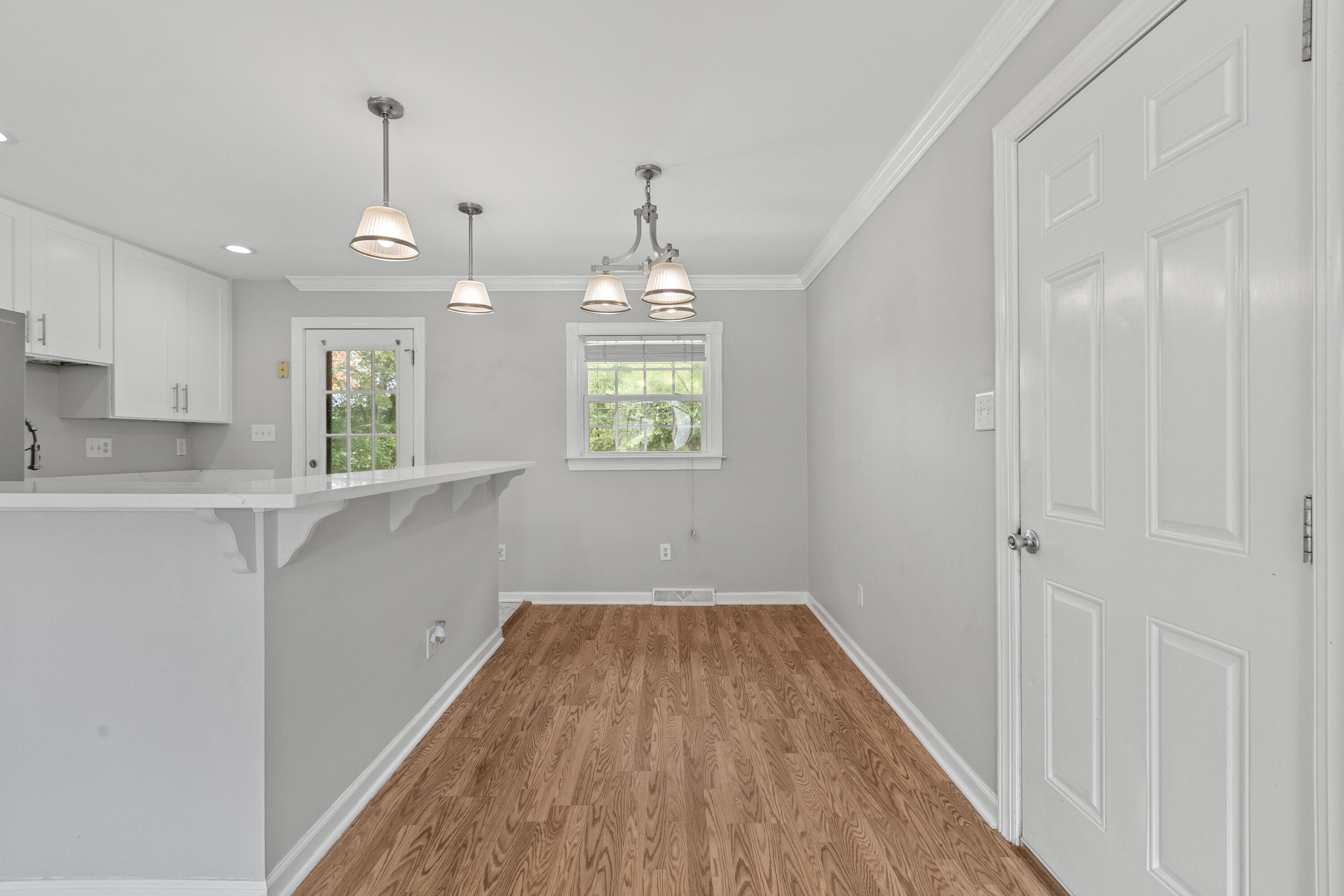 1502 Westway Drive Charleston, SC 29412 - Photo 14 of 35 1502WestwayDr-CasaVerdeMediaLLC13