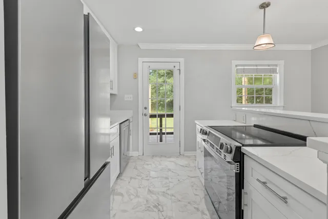 $2,800 | 1502 Westway Drive, Charleston, SC 29412