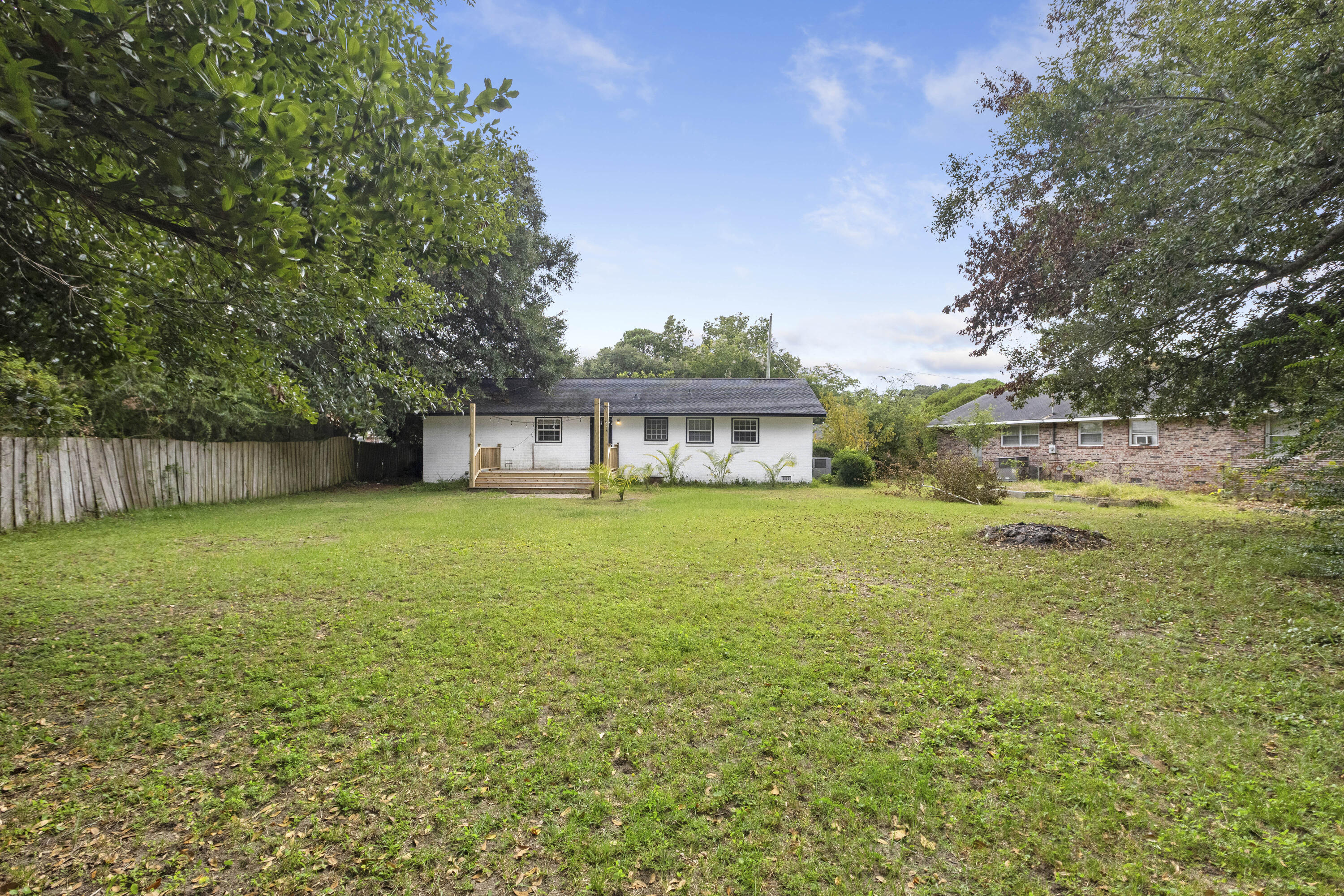1502 Westway Drive Charleston, SC 29412 - Photo 8 of 35 1502WestwayDr-CasaVerdeMediaLLC7