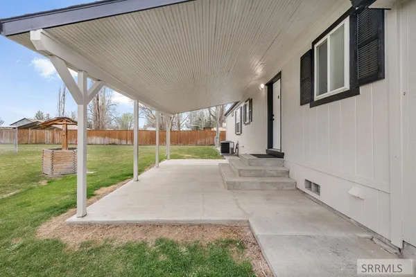 $340,000 | 159 North 360 West, Blackfoot, ID 83221