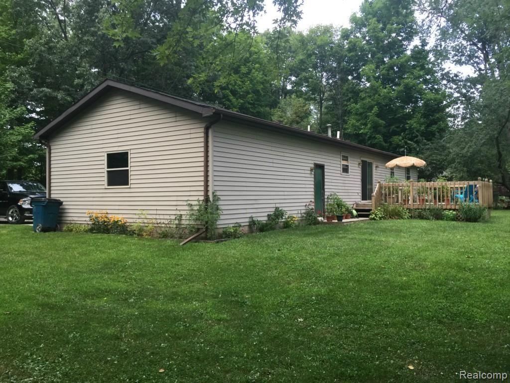 6303 West Allen Road Fowlerville, MI 48836 - Photo 15 of 17