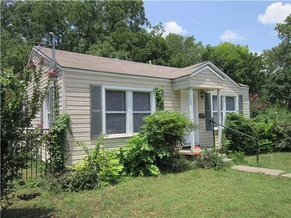 $1,895 | 5414 Harmon Avenue, Austin, TX 78751