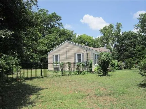 $1,895 | 5414 Harmon Avenue, Austin, TX 78751