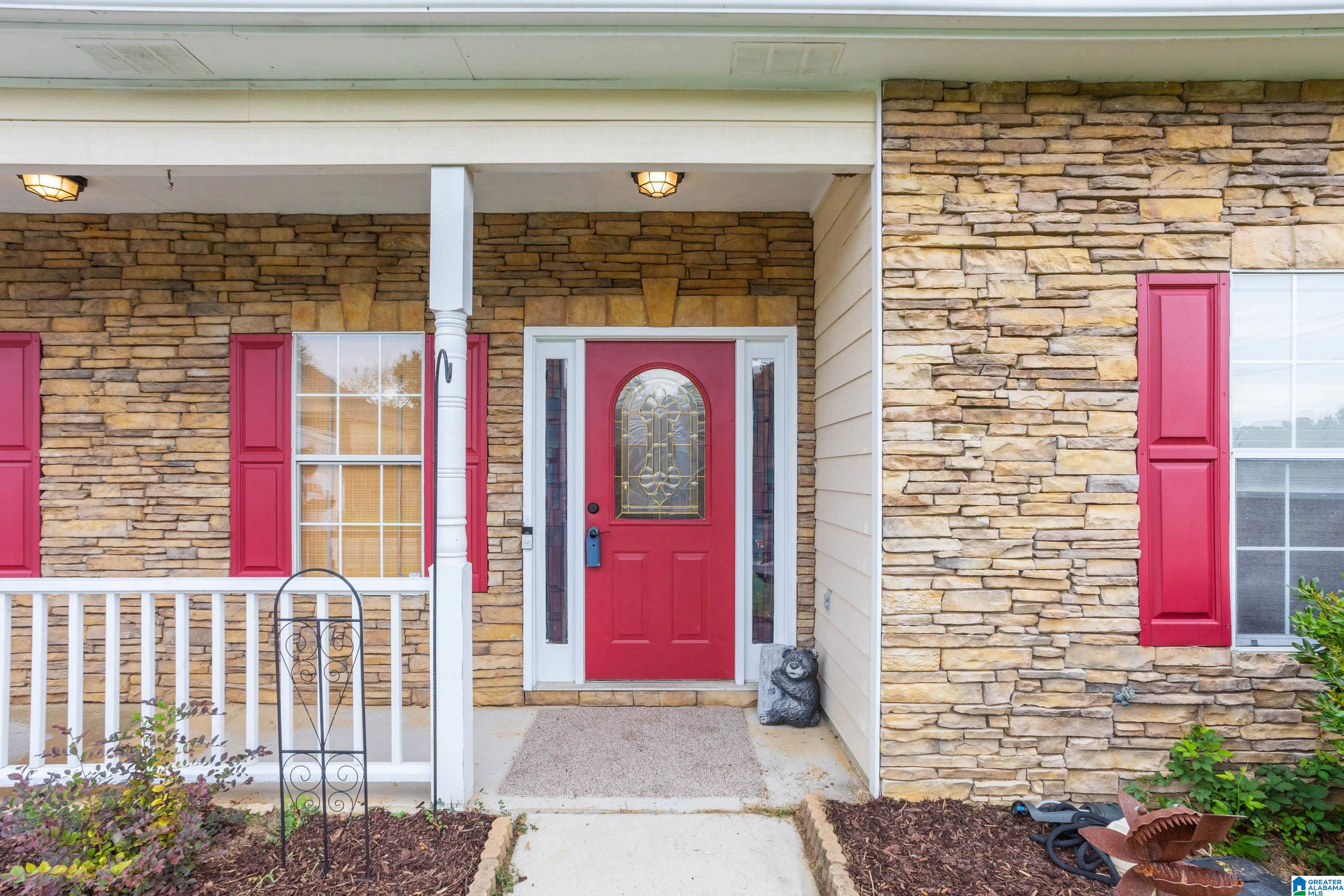 211 Stonebrook Lane Pelham, AL 35124 - Photo 2 of 28