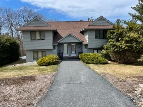 $3,100 | 1 North Peak Village, Newbury, NH 03255