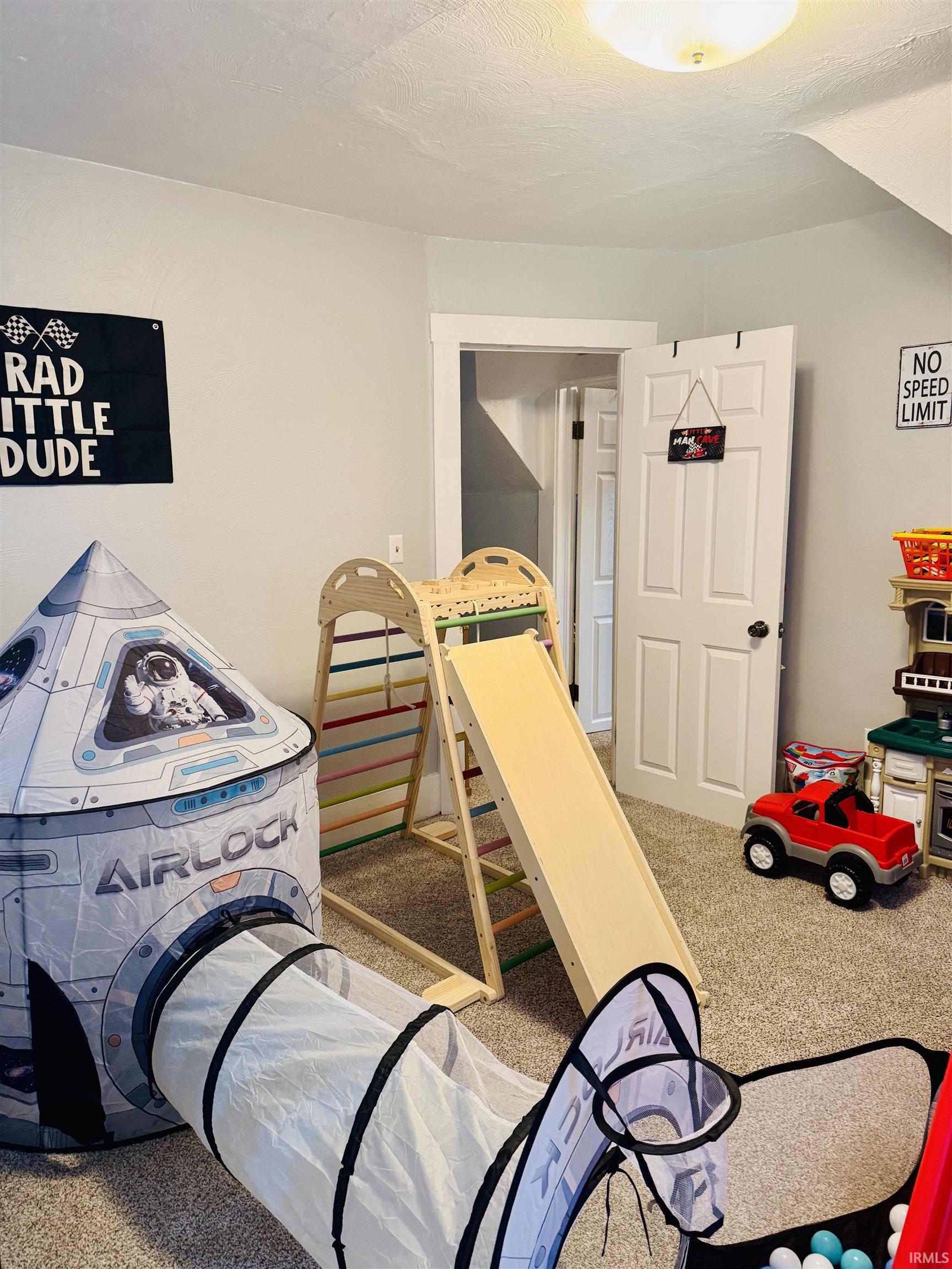 1409 East Center Street Warsaw, IN 46580 - Photo 12 of 22