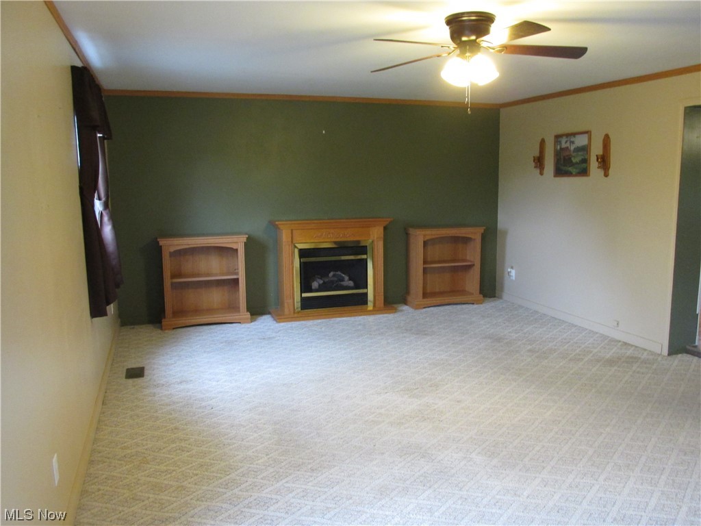 3272 Pike Road St. Marys, WV 26170 - Photo 3 of 16 Living room