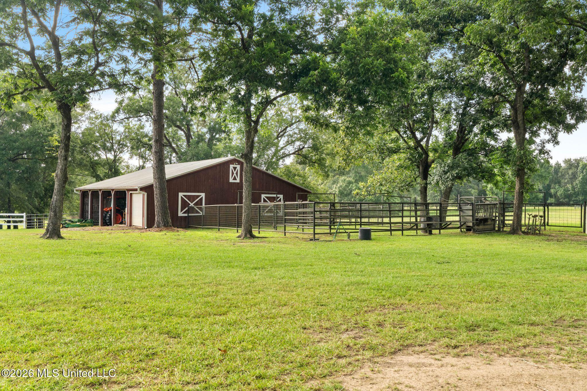 2111 Old Brookhaven Road Summit, MS 39666 - Photo 55 of 102 2111_Old_Brookhaven_Rd-81