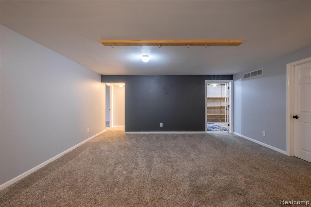5413 North McKinley Road Flushing, MI 48433 - Photo 21 of 41 Gallery Image 21