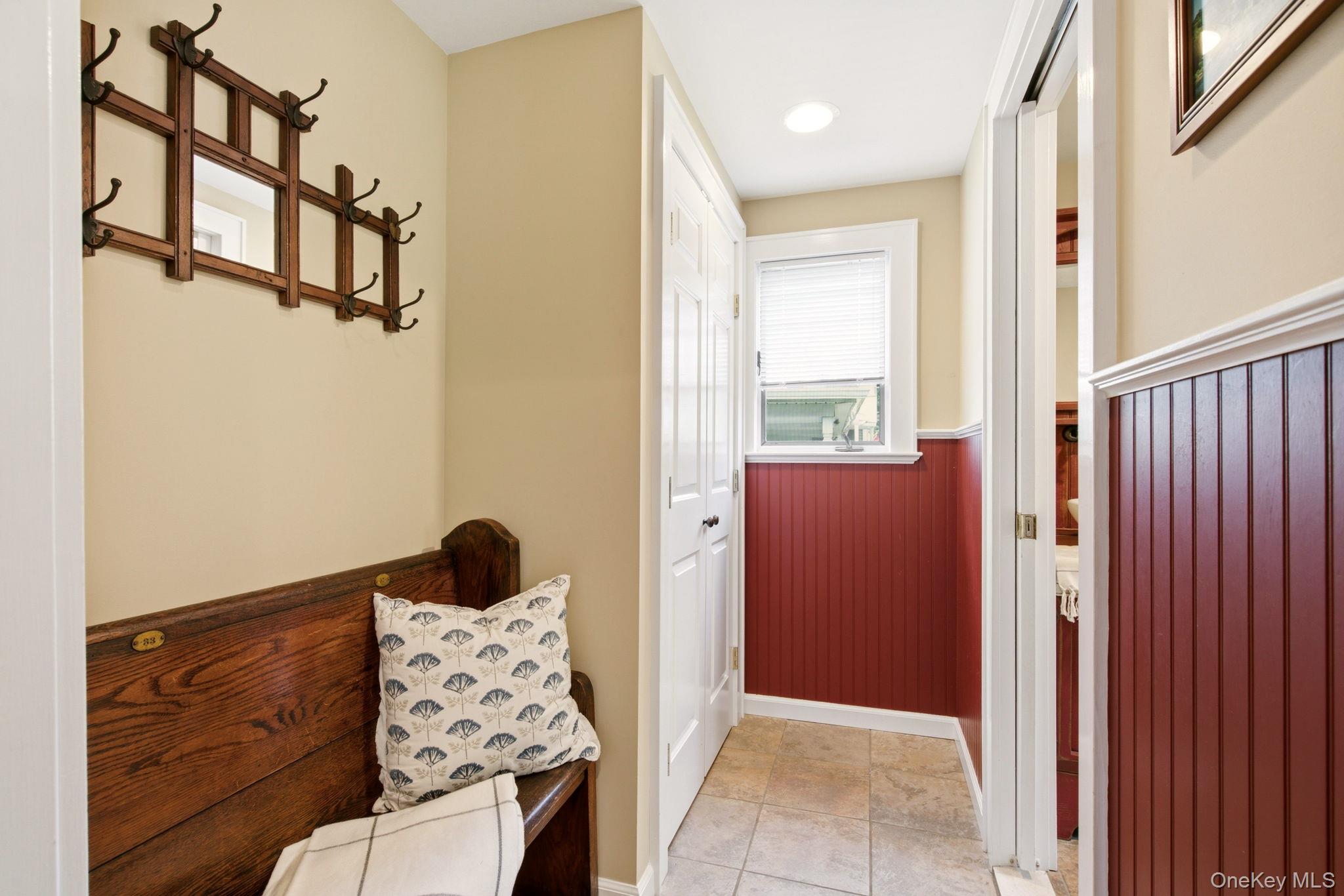 33 Prospect Road Centerport, NY 11721 - Photo 8 of 48 Mud Room is off of the foyer.