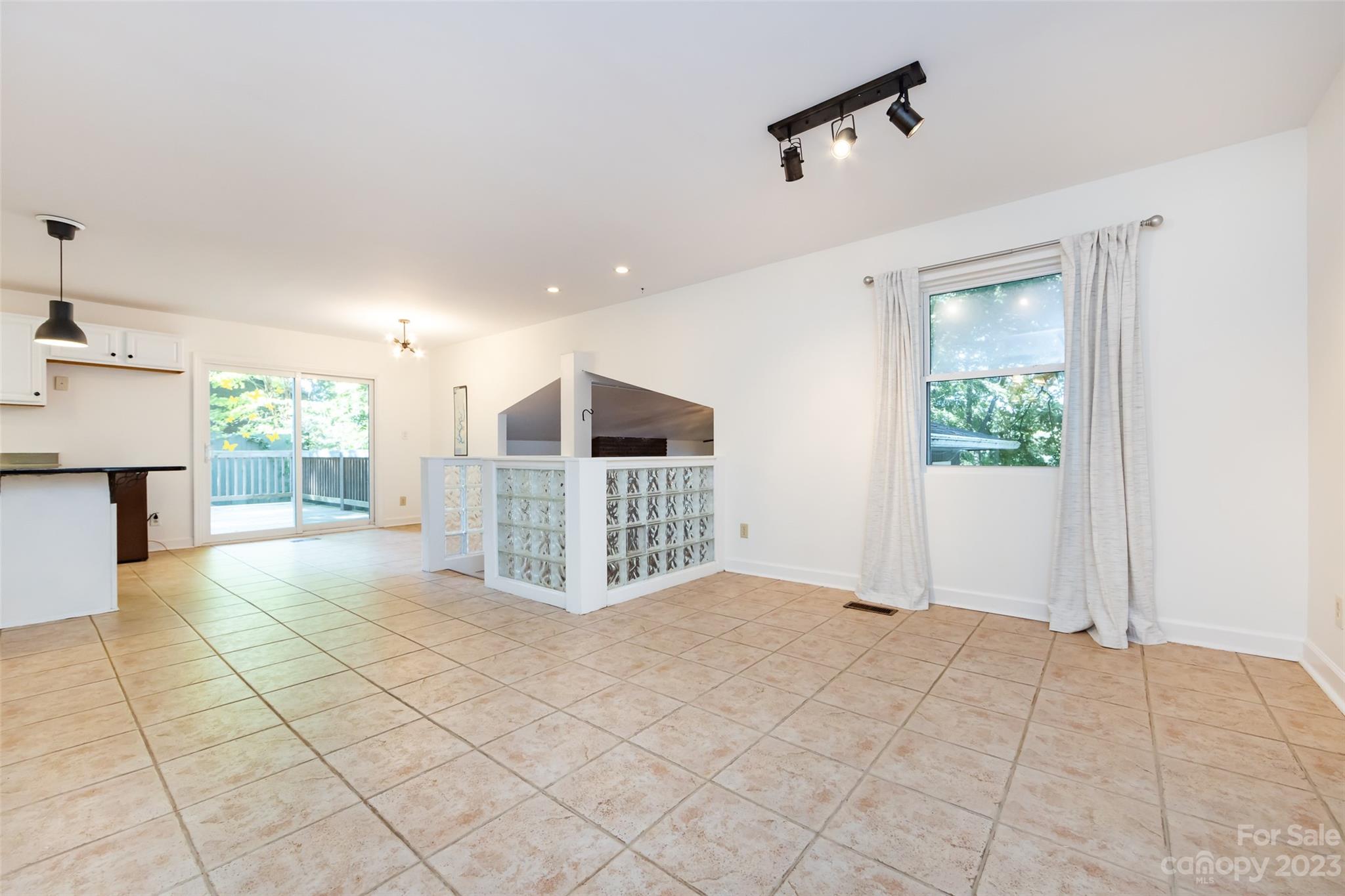5136 Bright Road Charlotte, NC 28214 - Photo 20 of 45 Gallery Image 20