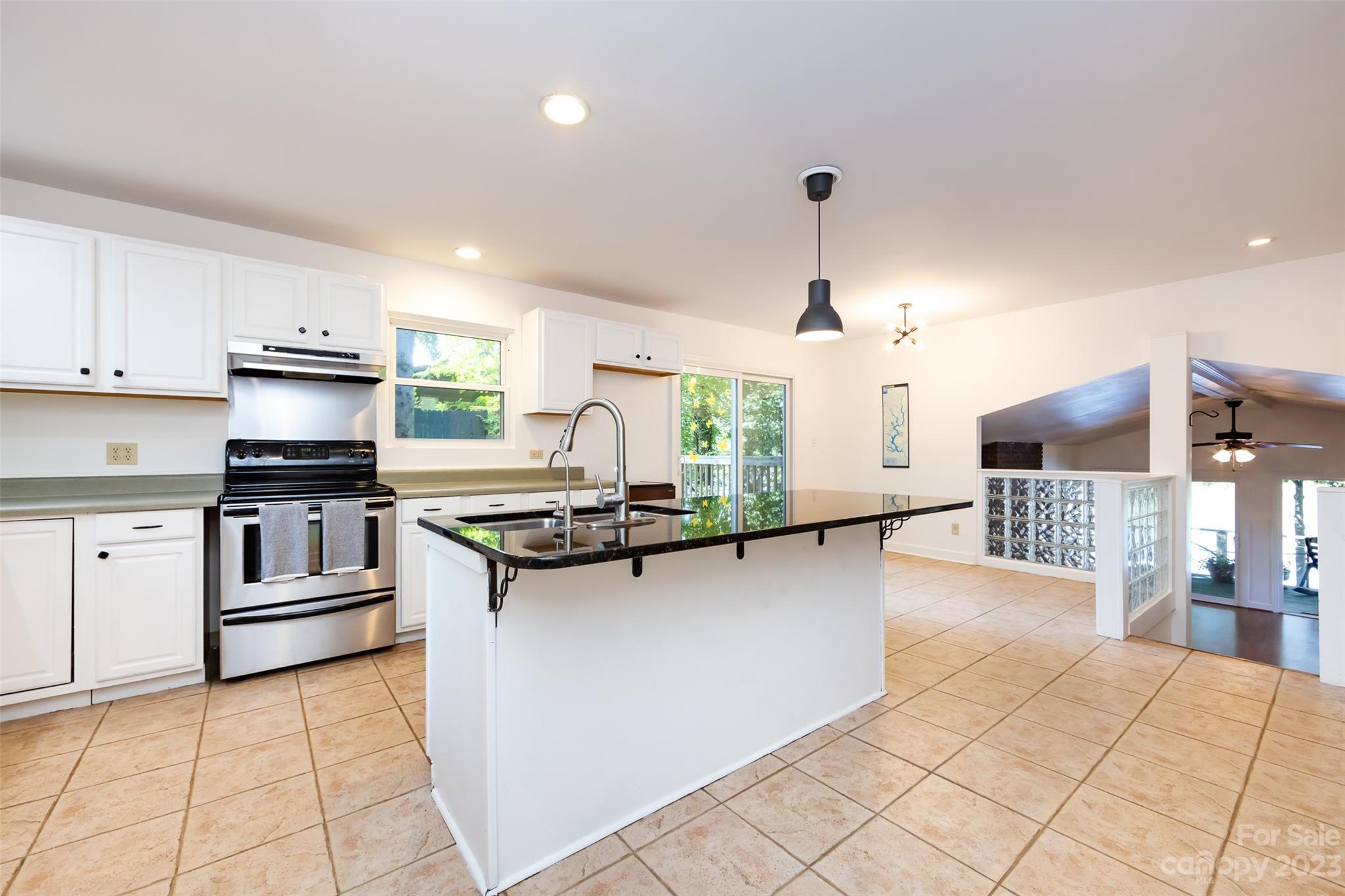 5136 Bright Road Charlotte, NC 28214 - Photo 8 of 45 Gallery Image 8