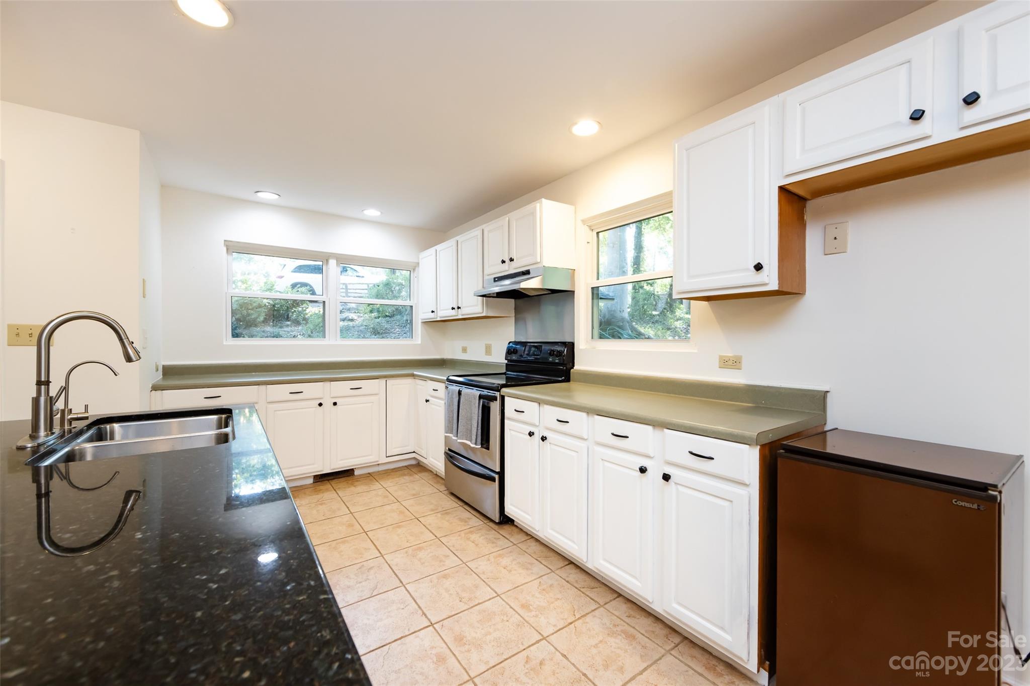 5136 Bright Road Charlotte, NC 28214 - Photo 9 of 45 Gallery Image 9