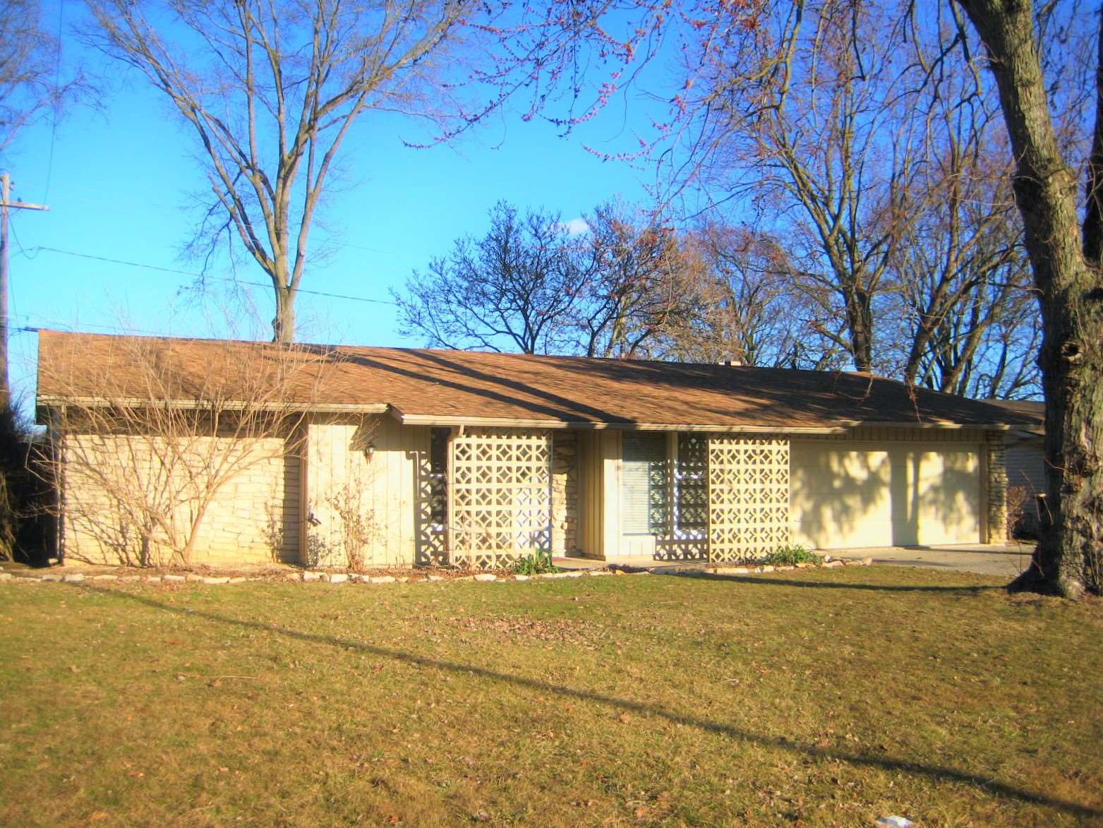 616 Reed Road Fort Wayne, IN 46815 - Photo 1 of 34 Gallery Image 1