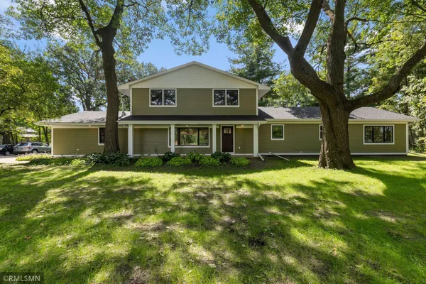 $1,149,900 | 1255 78th Street, Victoria, MN 55386
