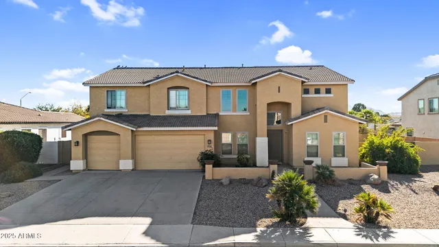 $875,000 | 4167 East Ravenswood Drive, Gilbert, AZ 85298