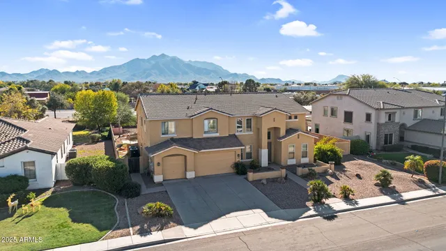 $875,000 | 4167 East Ravenswood Drive, Gilbert, AZ 85298