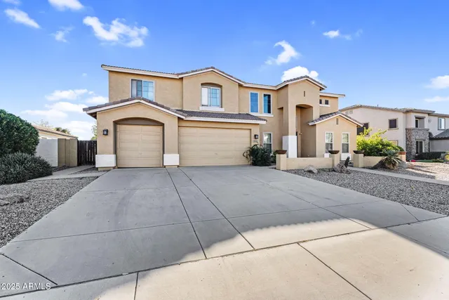 $875,000 | 4167 East Ravenswood Drive, Gilbert, AZ 85298
