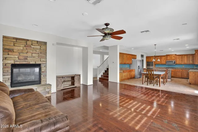 $875,000 | 4167 East Ravenswood Drive, Gilbert, AZ 85298