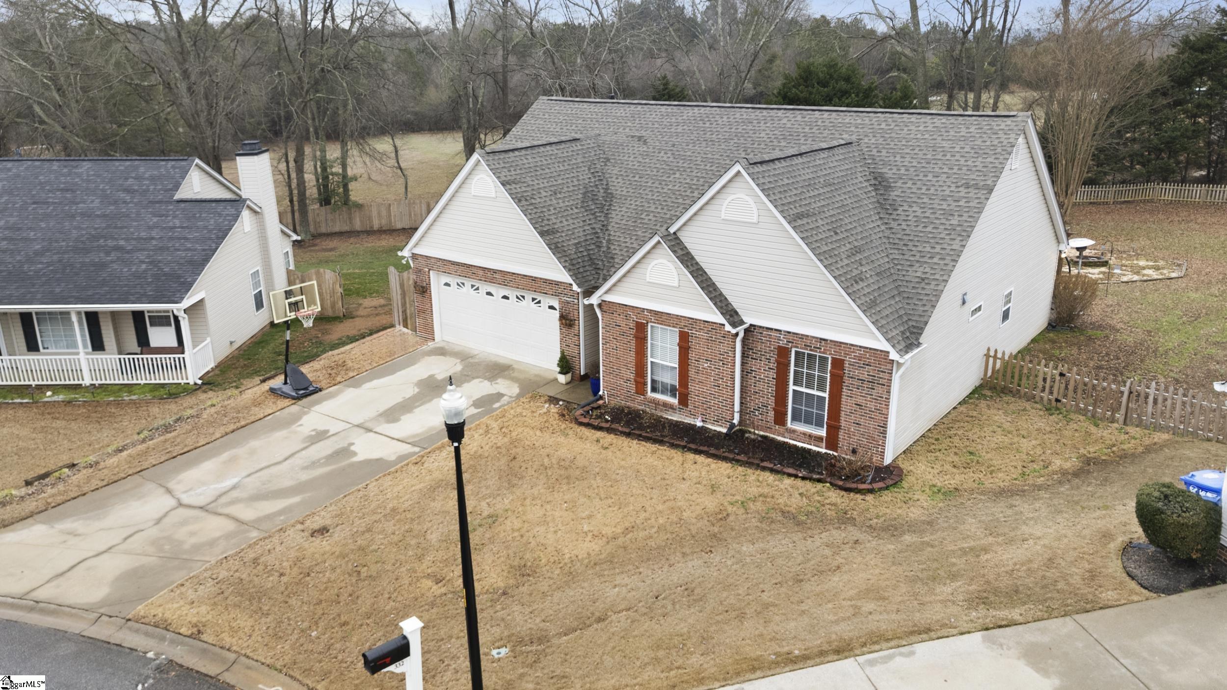 331 South Sandy Brook Way Simpsonville, SC 29680 - Photo 3 of 25
