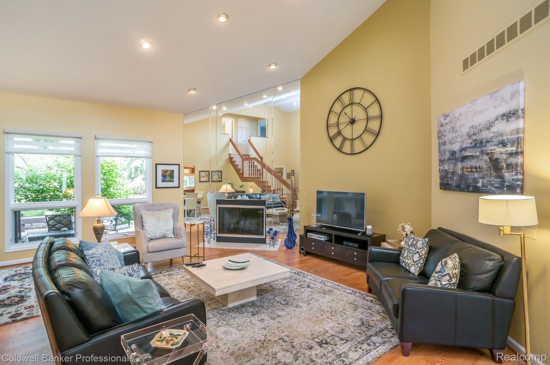 31226 Country Ridge Circle Farmington, MI 48331 - Photo 8 of 50 7.jpg