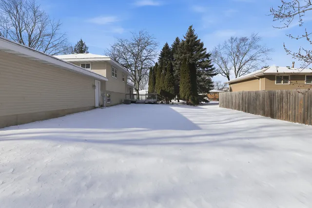 $349,000 | 920 Gerald Avenue, South Elgin, IL 60177