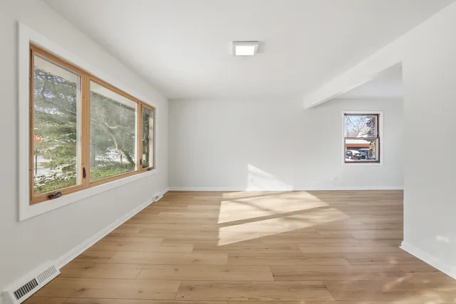 $349,000 | 920 Gerald Avenue, South Elgin, IL 60177