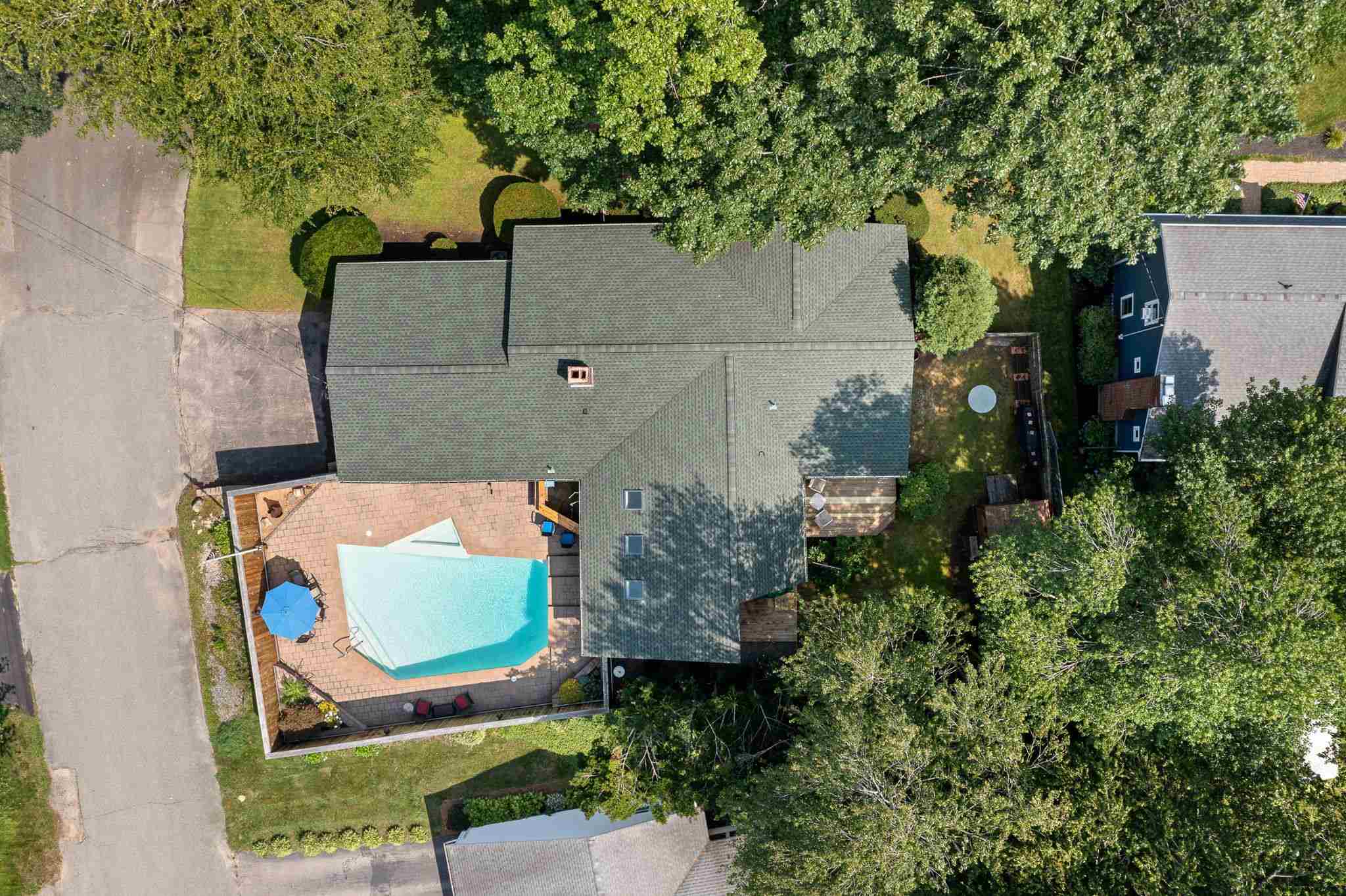 12 Evergreen Road Hampton, NH 03842 - Photo 3 of 40 Gallery Image 3