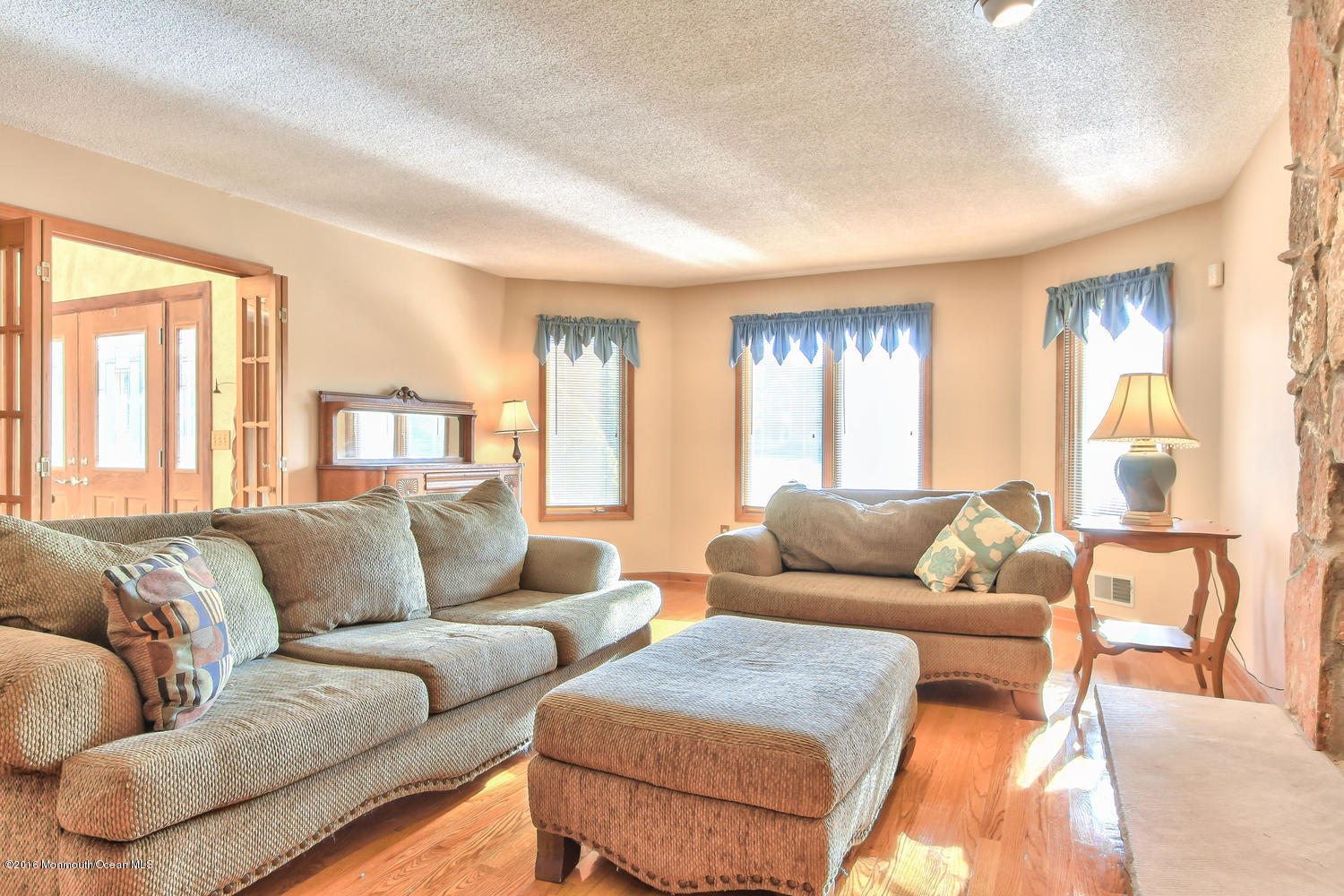 667 Winding River Road Brick, NJ 08724 - Photo 16 of 45 667 Winding River Rd Brick NJ-large-029-