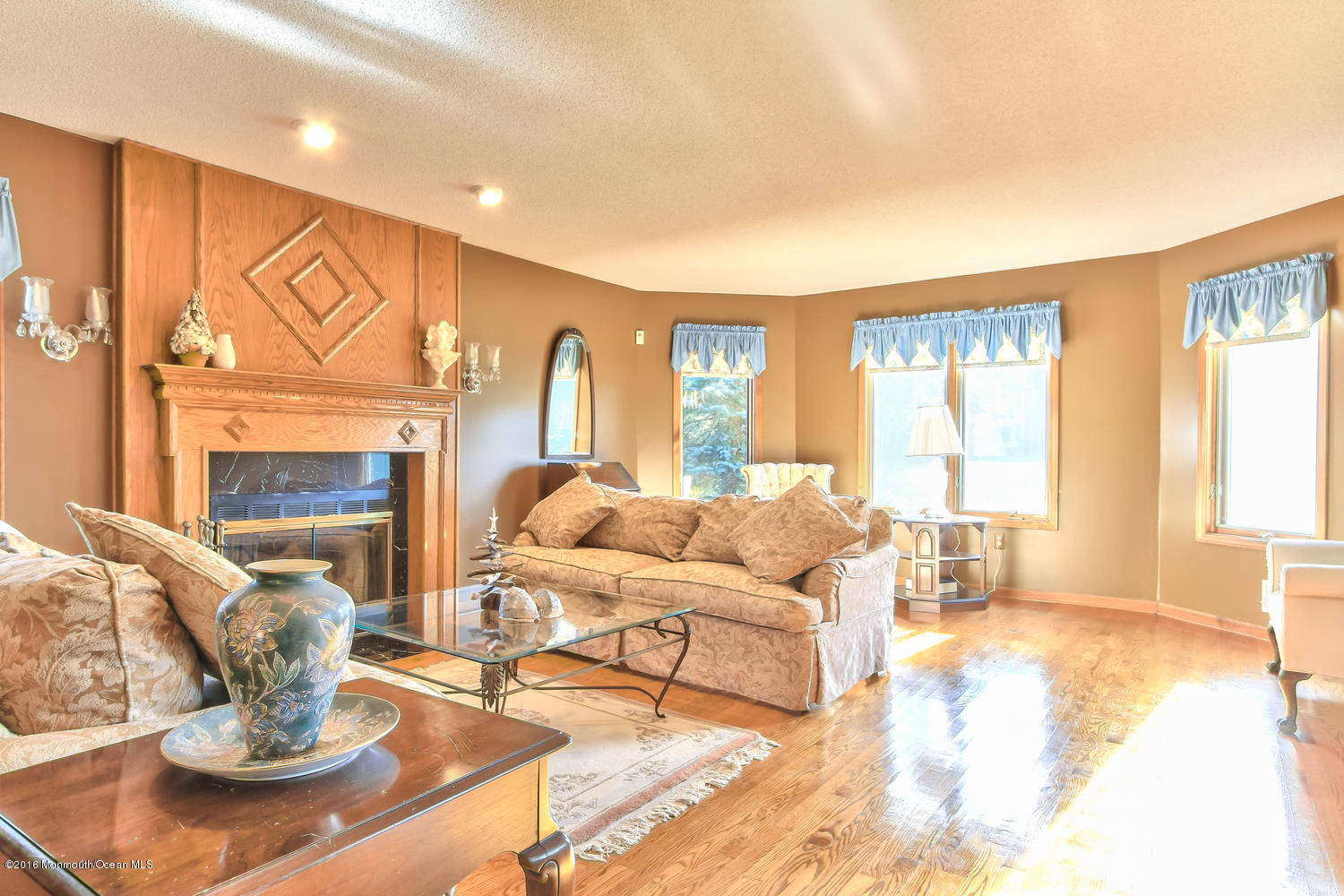 667 Winding River Road Brick, NJ 08724 - Photo 10 of 45 667 Winding River Rd Brick NJ-large-018-