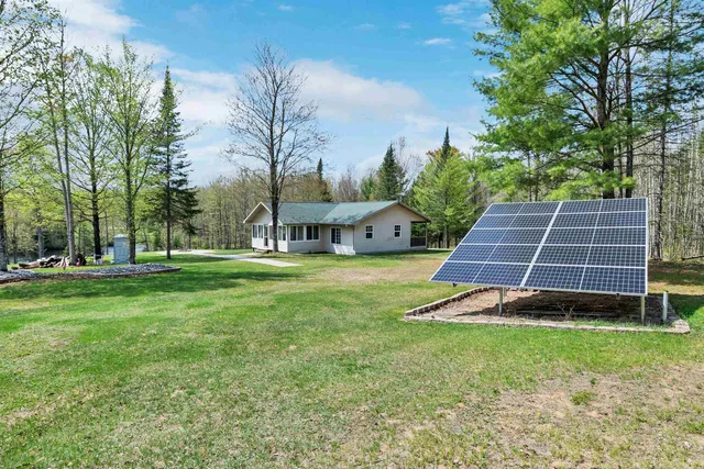 $344,900 | W14398 Camp 5 Road, Athelstane, WI 54104