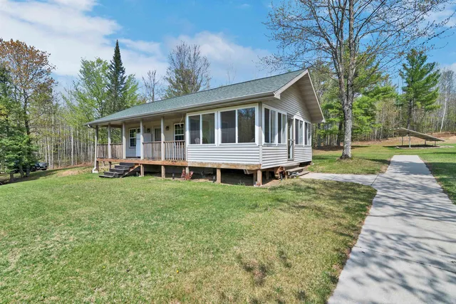 $344,900 | W14398 Camp 5 Road, Athelstane, WI 54104