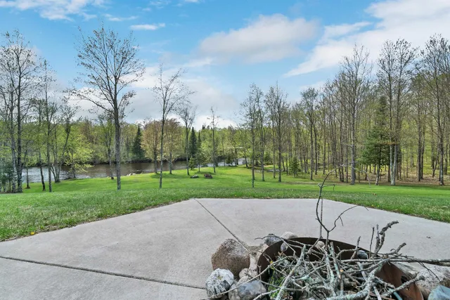 $344,900 | W14398 Camp 5 Road, Athelstane, WI 54104