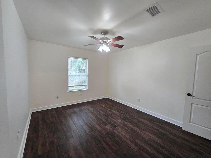 401 Evans Road Niceville, FL 32578 - Photo 18 of 29 20250106193159829595000000-o