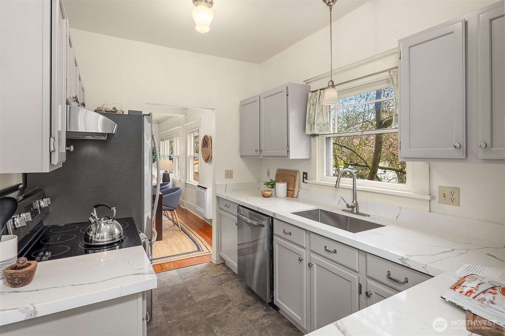 749 North 96th Street Seattle, WA 98103 - Photo 12 of 39