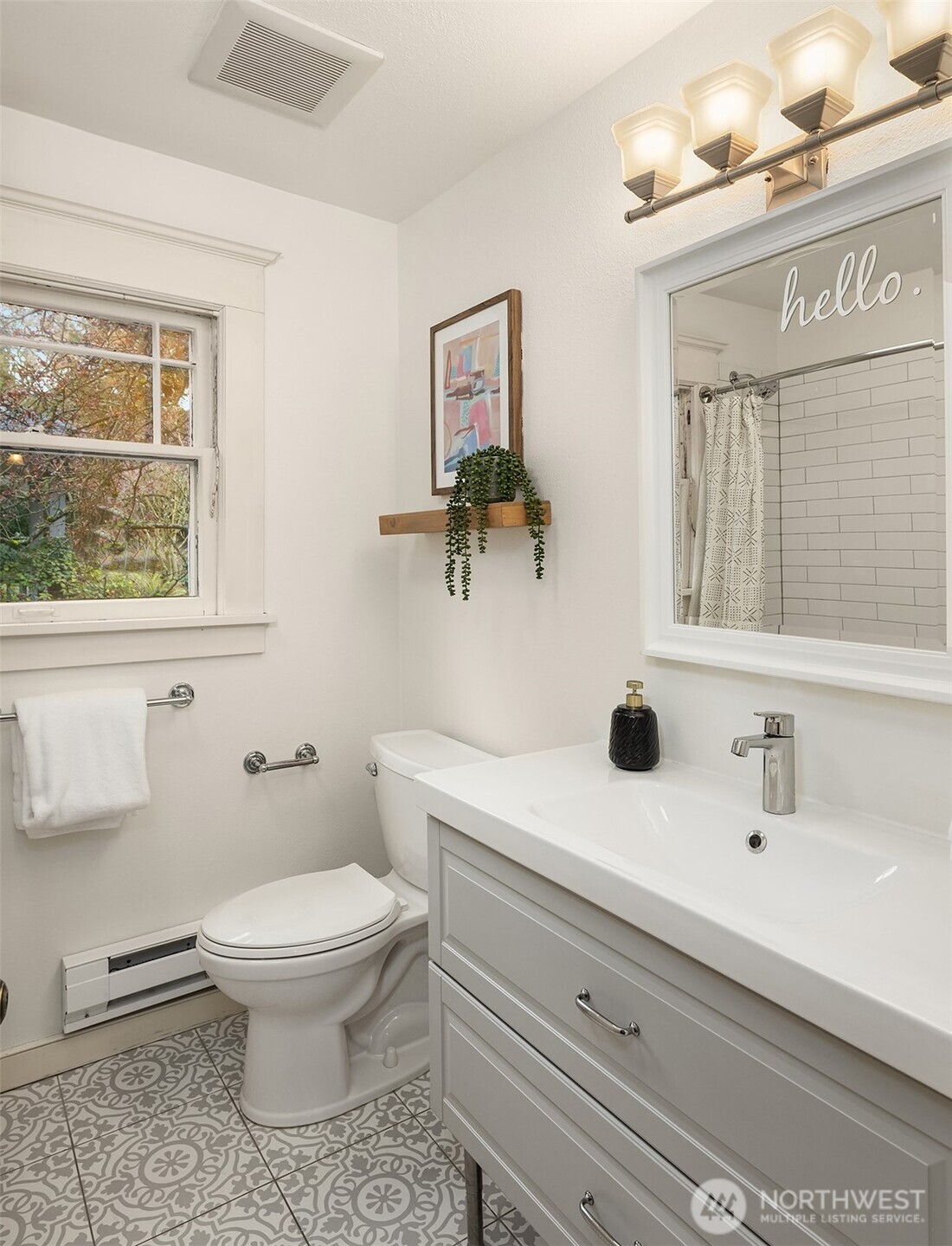 749 North 96th Street Seattle, WA 98103 - Photo 18 of 39