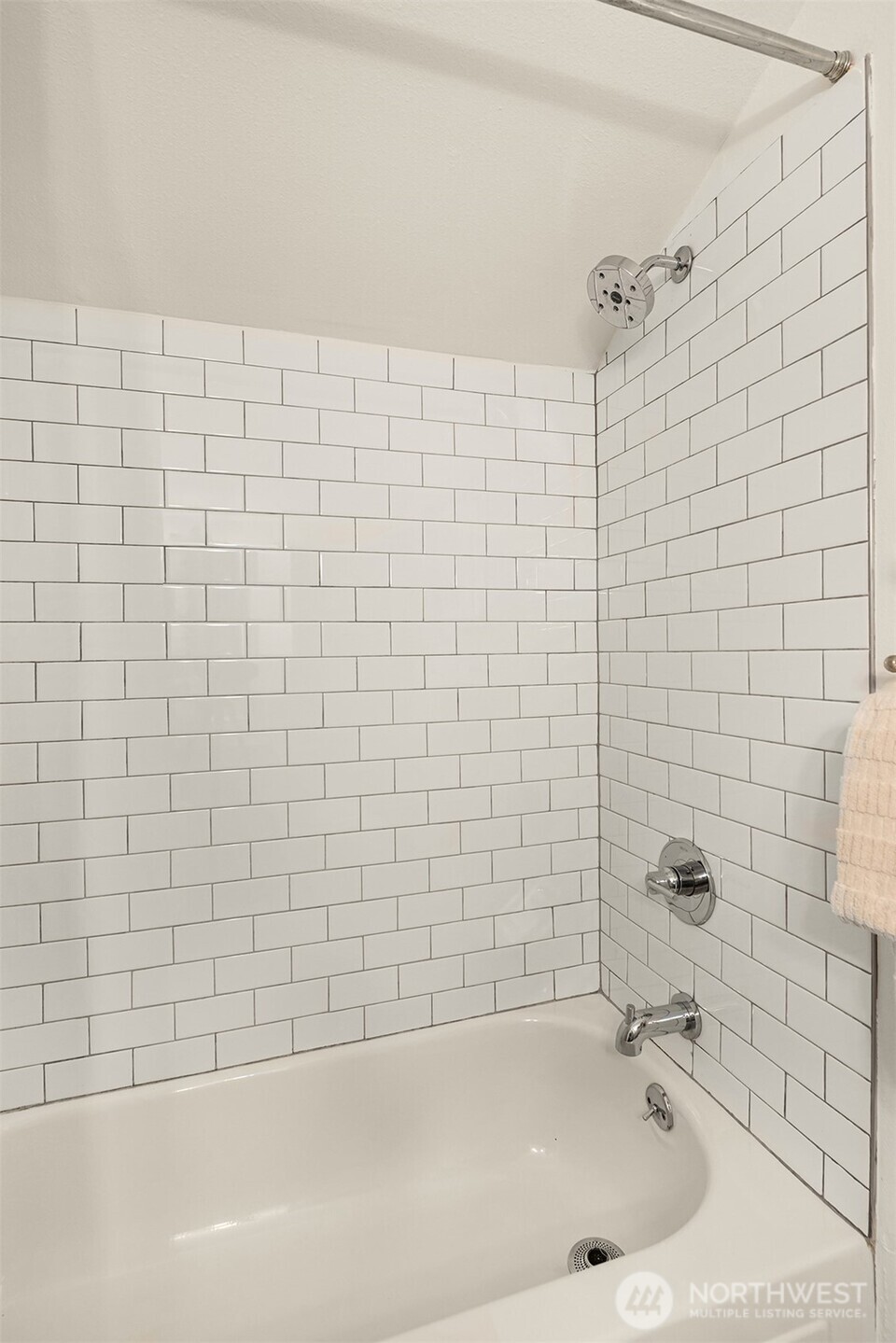 749 North 96th Street Seattle, WA 98103 - Photo 24 of 39
