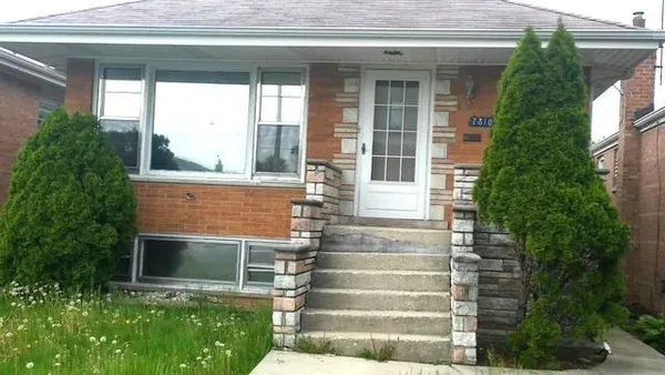 $2,690 | 7810 Mayfield Avenue, Burbank, IL 60459