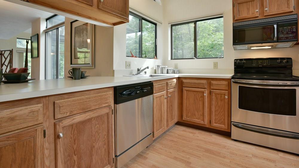 1931 South Ridge Way Hidden Valley, PA 15502 - Photo 11 of 25 Gallery Image 11
