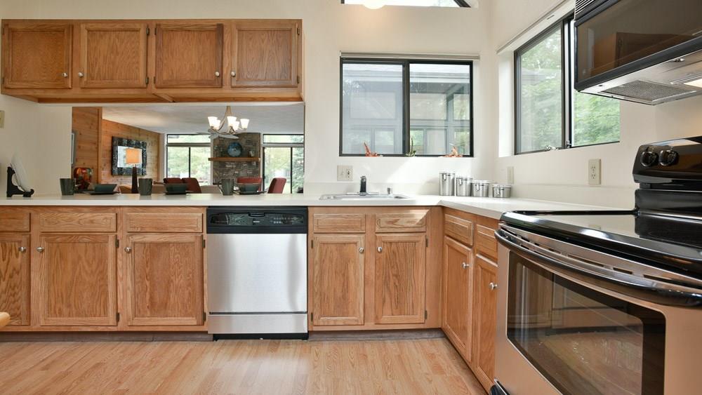 1931 South Ridge Way Hidden Valley, PA 15502 - Photo 10 of 25 Gallery Image 10