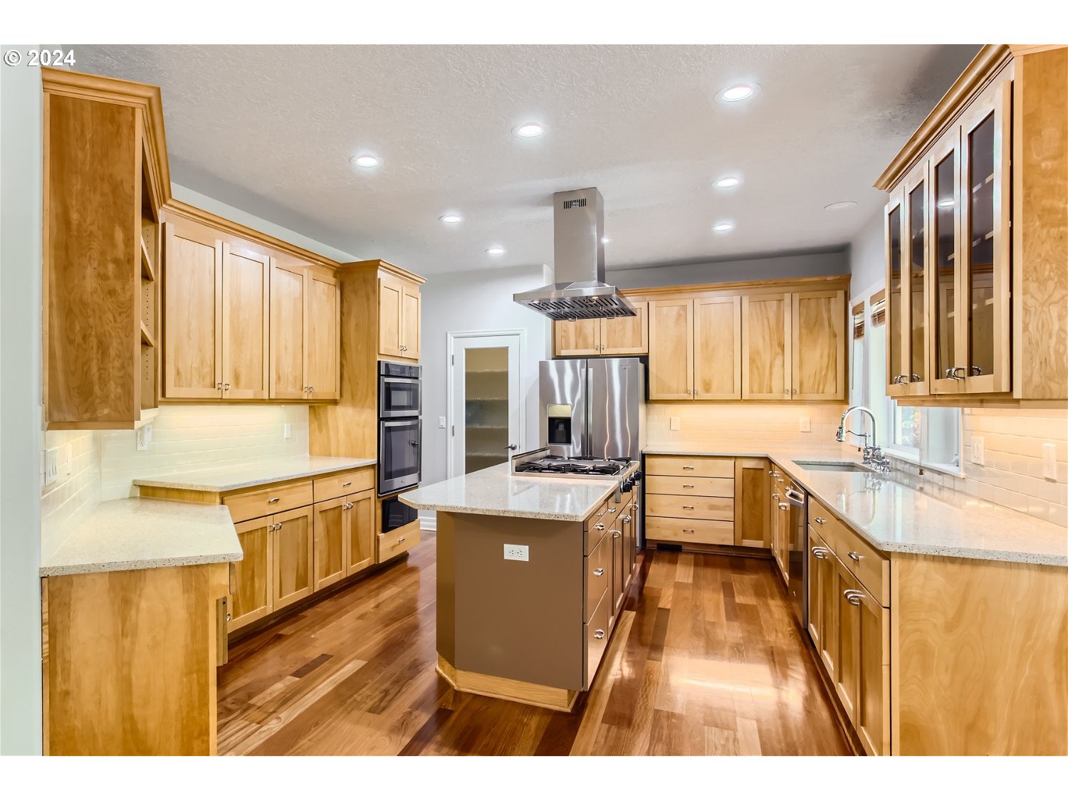 10509 Northwest Rainmont Road Portland, OR 97229 - Photo 13 of 37 Gallery Image 13