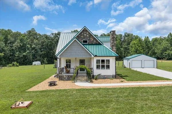 $699,000 | 178 Walnut Creek Drive, Manchester, TN 37355