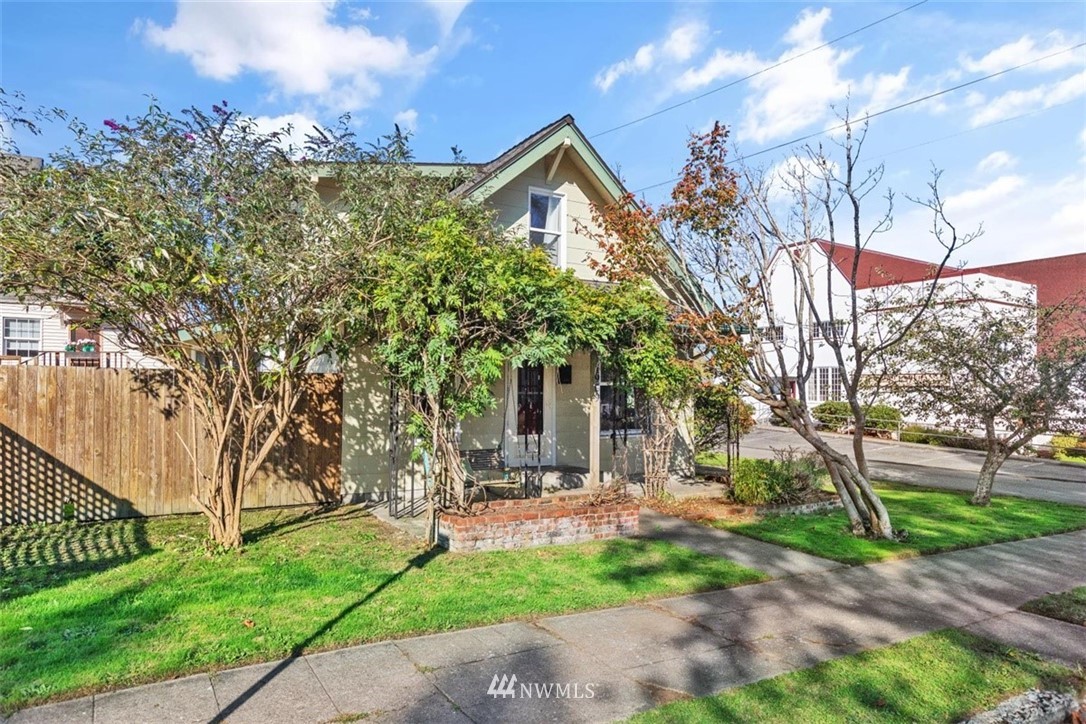 1909 24th Street Everett, WA 98201 - Photo 3 of 40