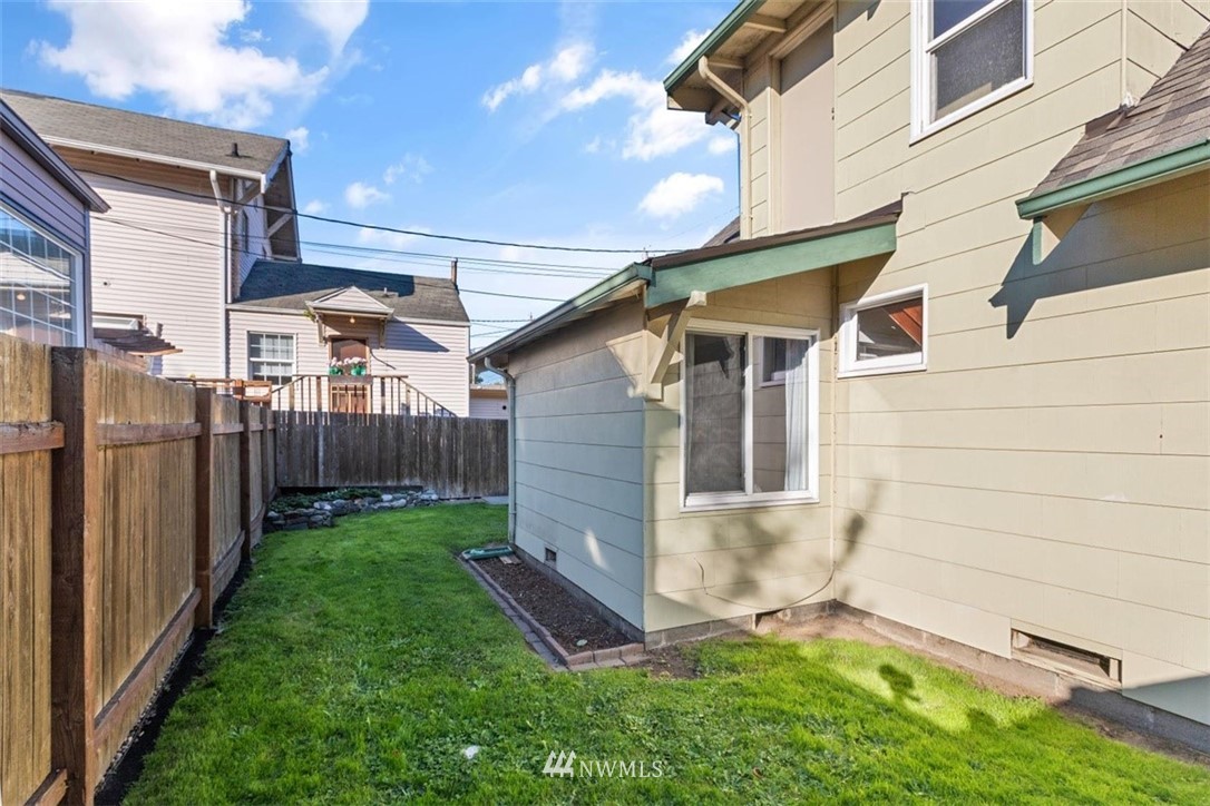 1909 24th Street Everett, WA 98201 - Photo 33 of 40