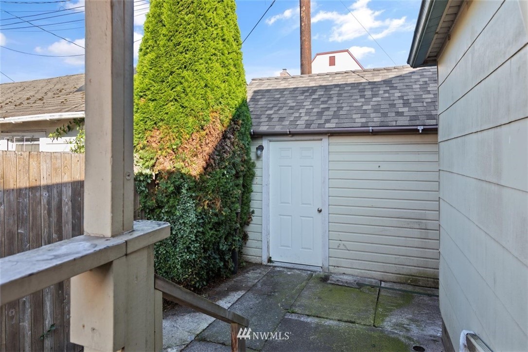 1909 24th Street Everett, WA 98201 - Photo 35 of 40