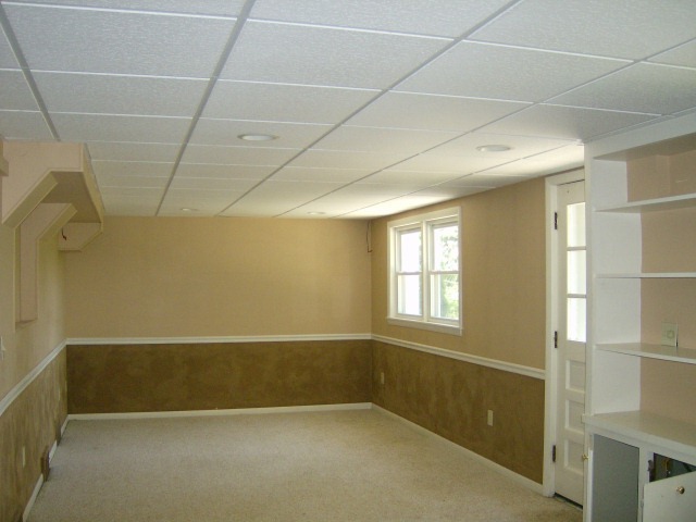 618 East New Lenox Road Pittsfield, MA 01201 - Photo 11 of 11 Finished Basement