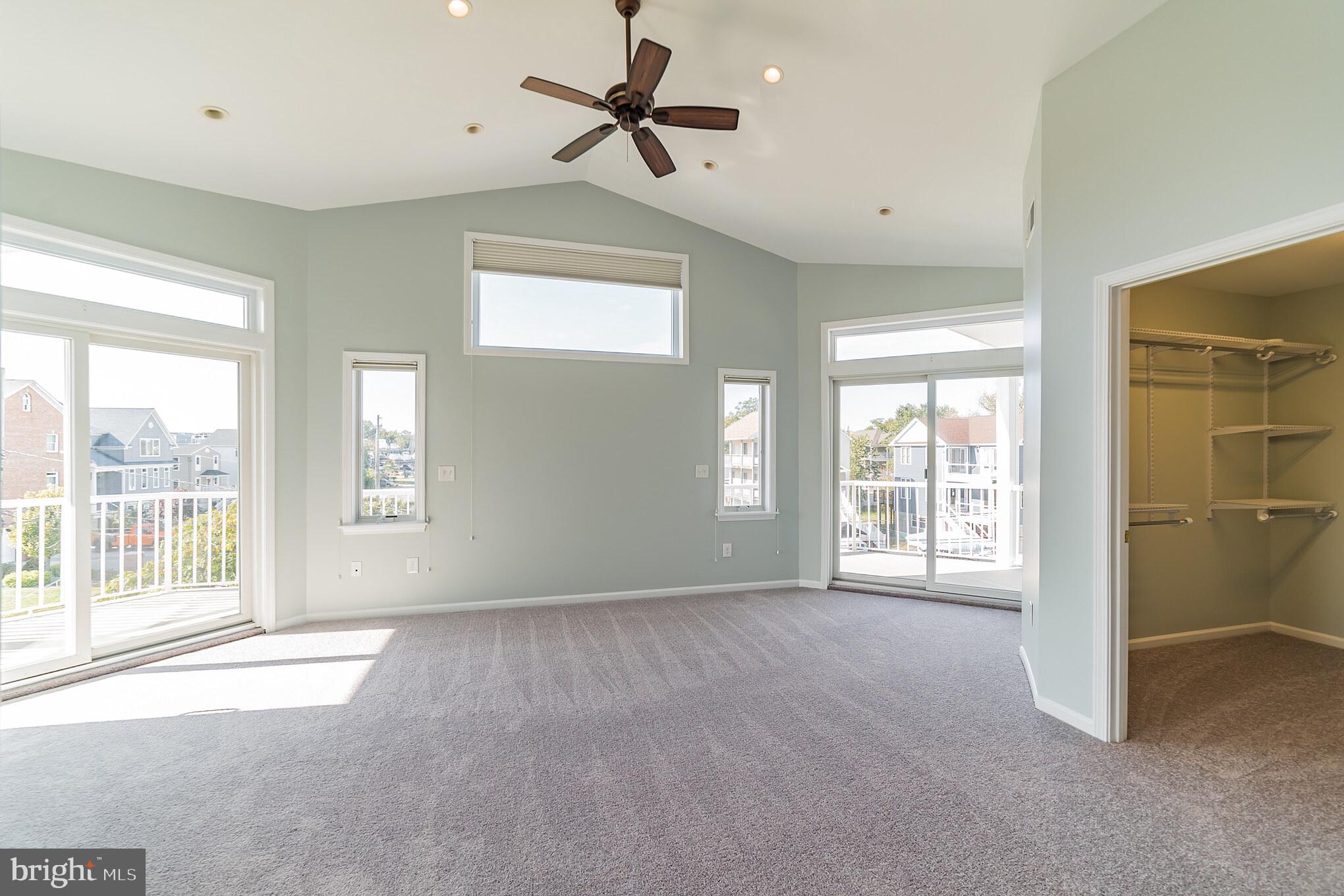 9116 Cuckold Point Road Baltimore, MD 21219 - Photo 16 of 40
