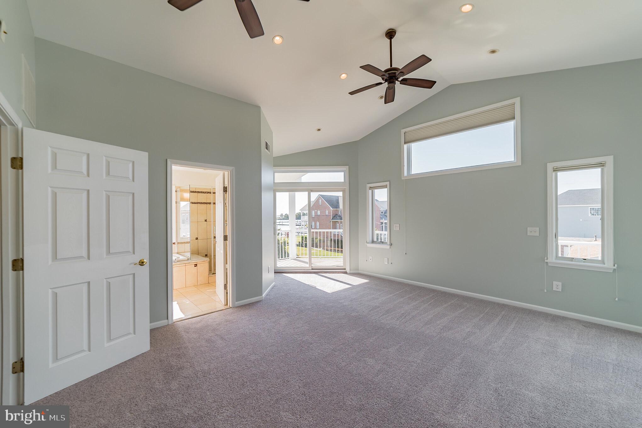 9116 Cuckold Point Road Baltimore, MD 21219 - Photo 19 of 40